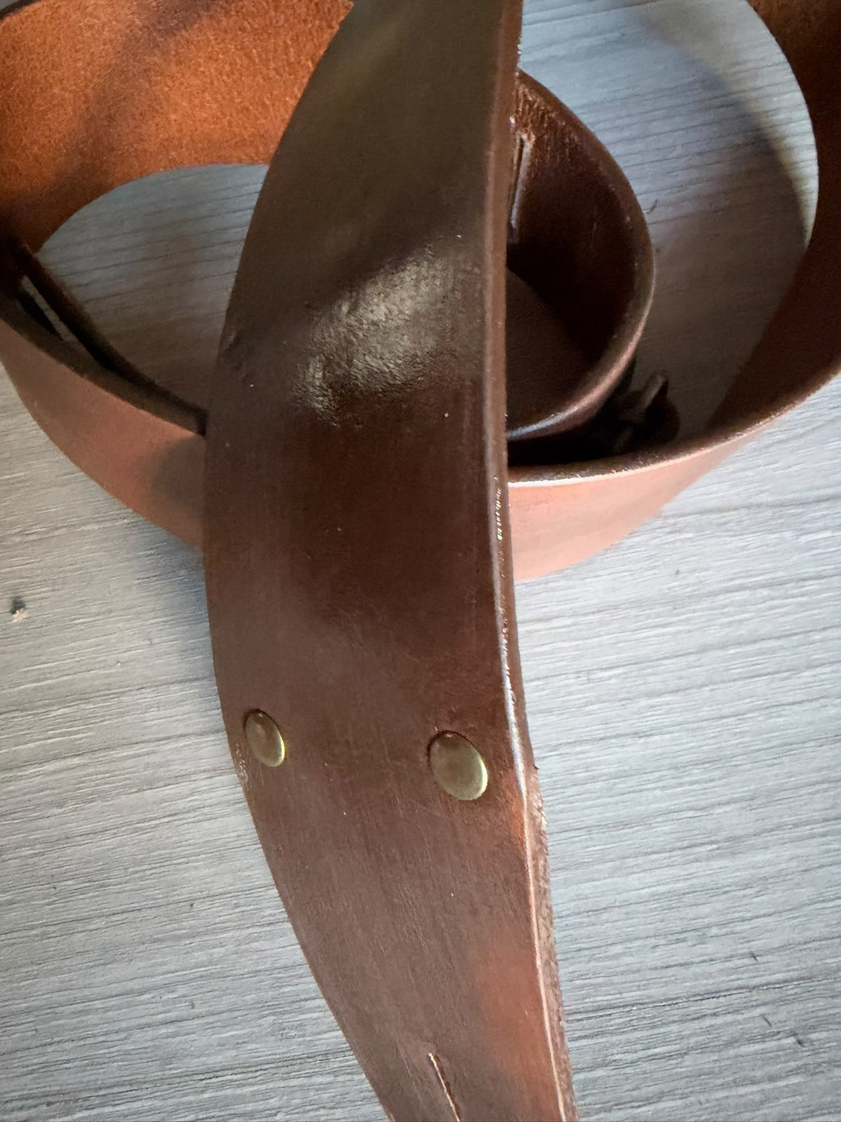 Old School Distressed Guitar Strap – Authentic Vintage Style