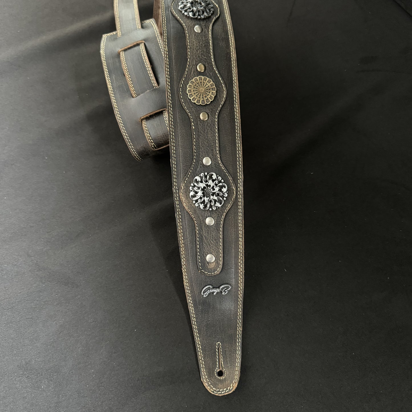 Legendary Lux - GBS