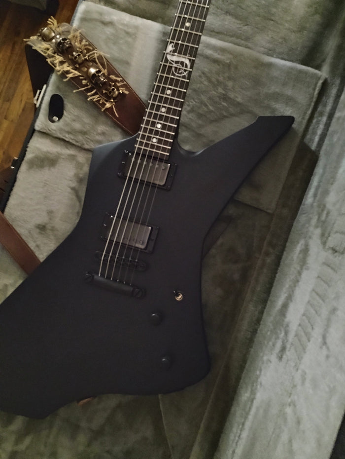 Customer photo with a GBS guitar strap