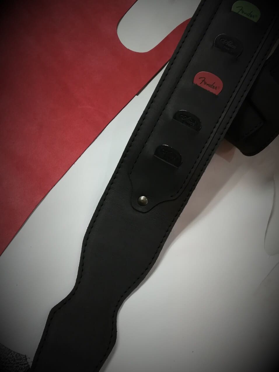 7 Pick Holder
