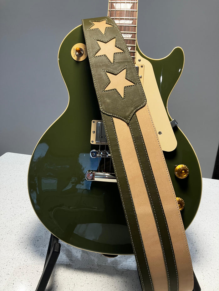 Customer photo with a GBS guitar strap