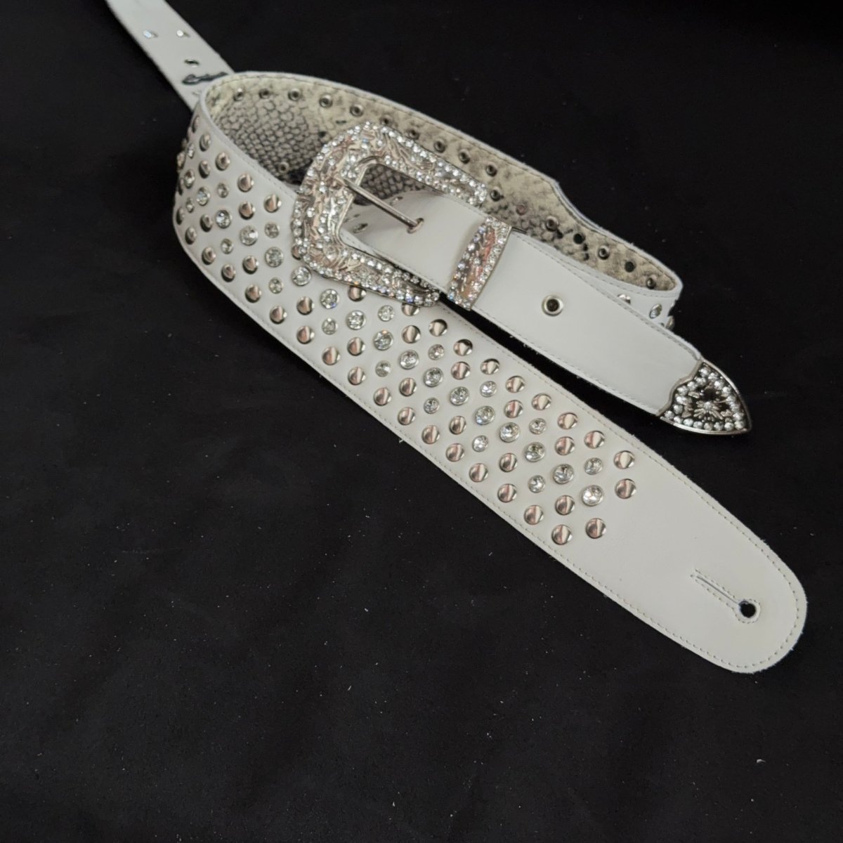 Billy Lux Guitar Strap – Beige Leather with Shiny Buckle | GBS - GBS