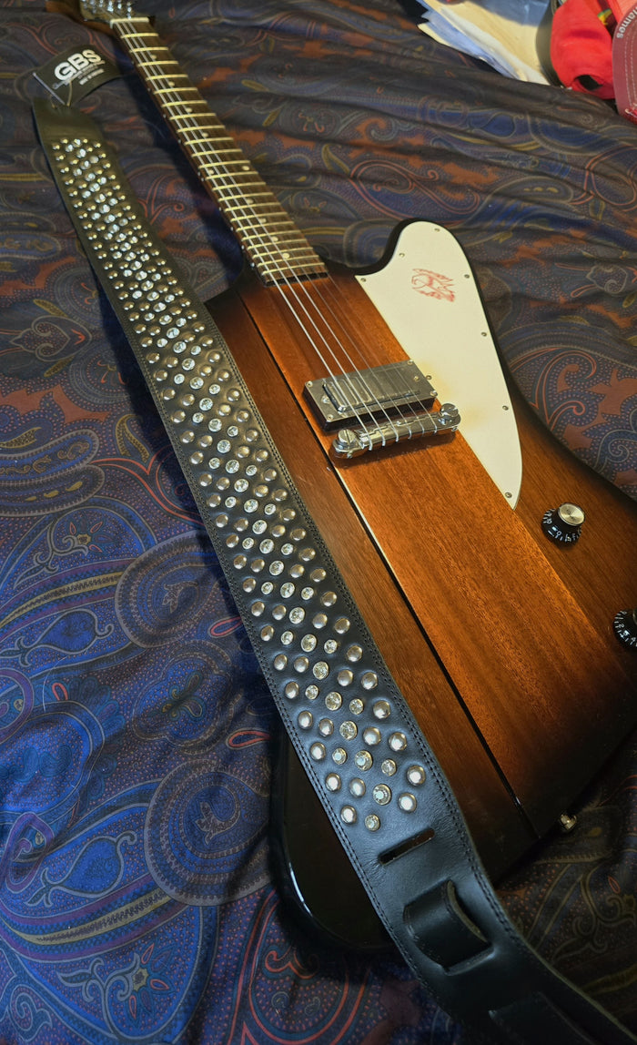 Customer photo with a GBS guitar strap