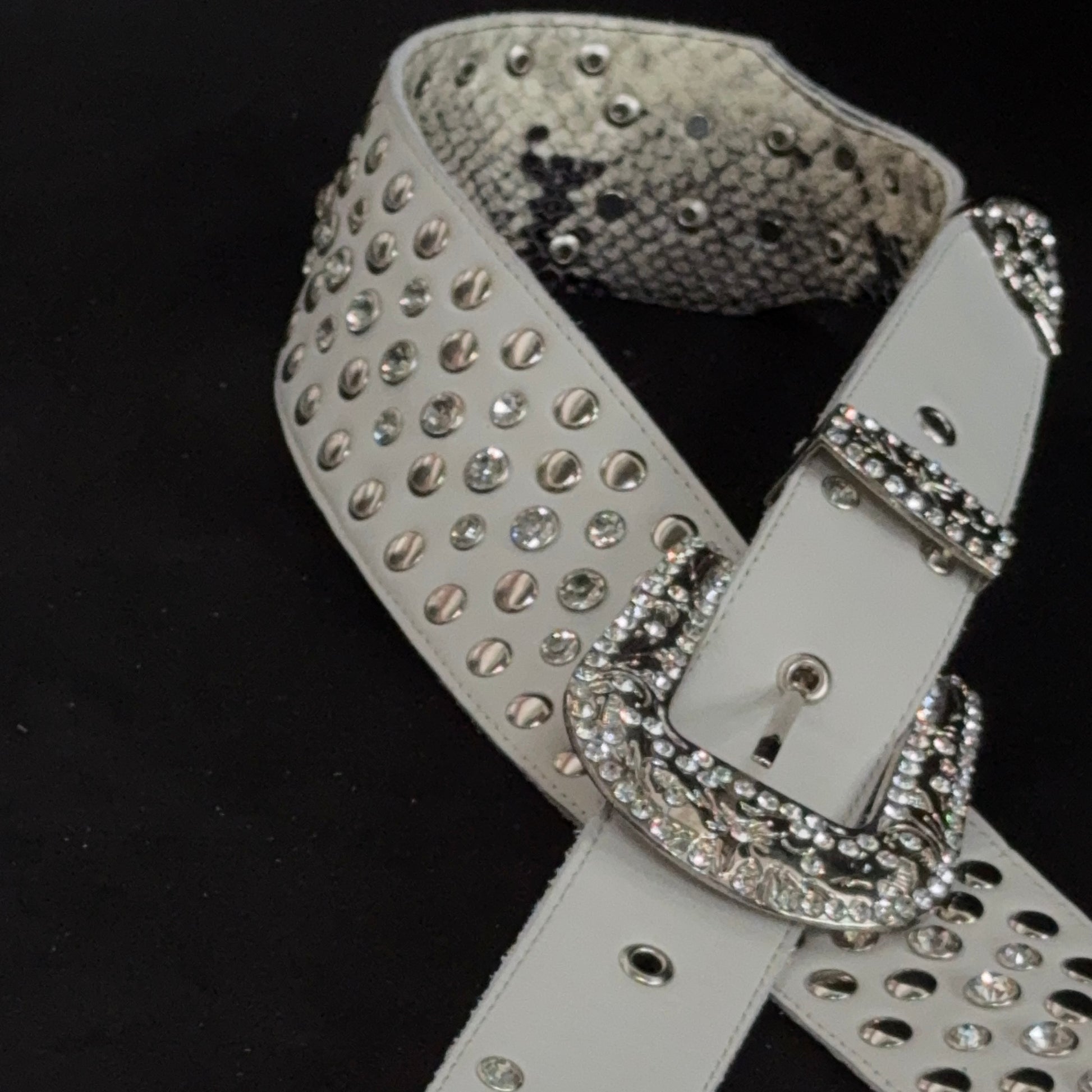 Billy Lux Guitar Strap – Beige Leather with Shiny Buckle | GBS - GBS