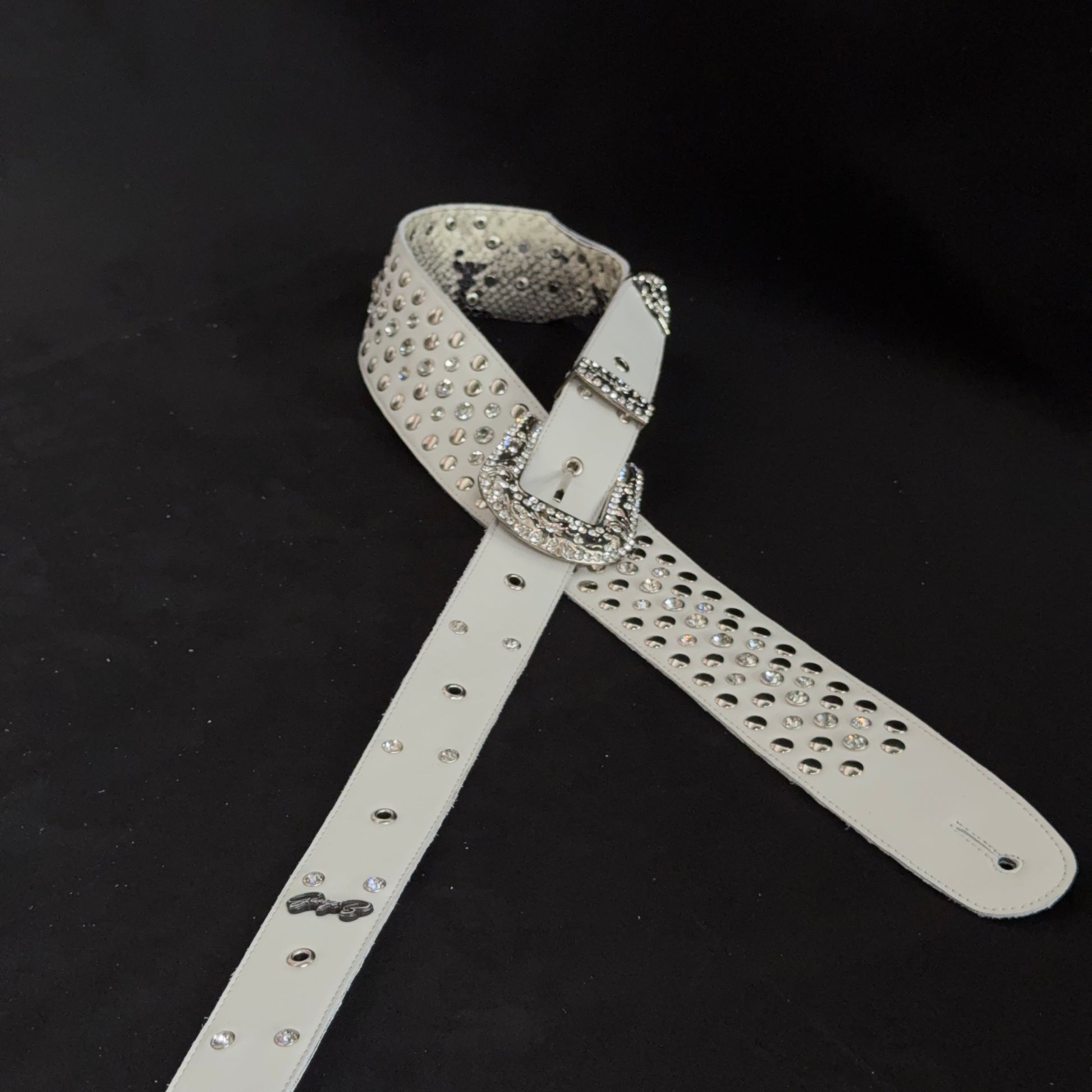 Billy Lux Guitar Strap – Beige Leather with Shiny Buckle | GBS - GBS