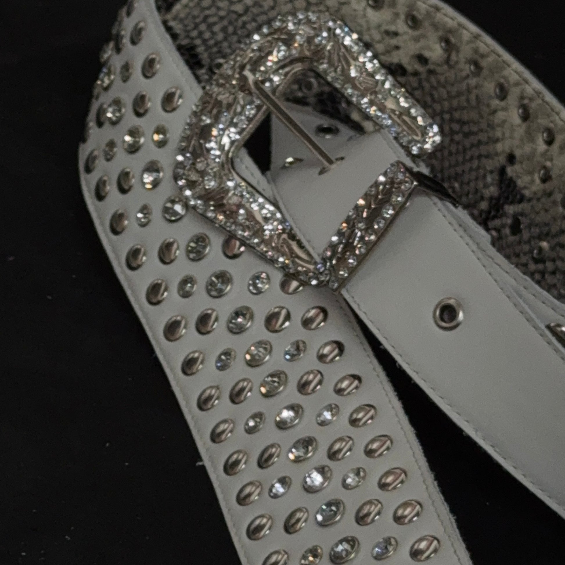 Billy Lux Guitar Strap – Beige Leather with Shiny Buckle | GBS - GBS