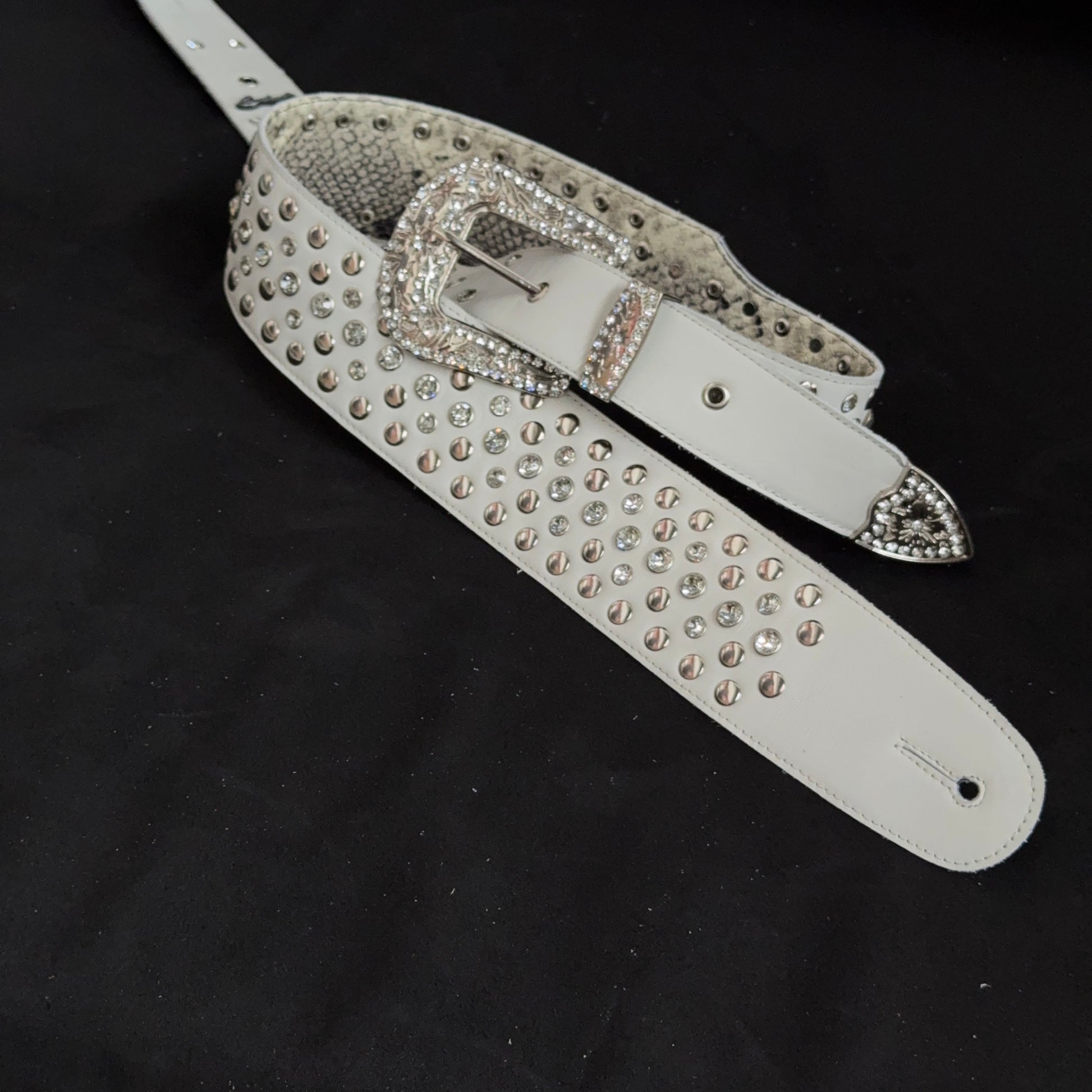 Billy Lux Guitar Strap – Beige Leather with Shiny Buckle | GBS - GBS