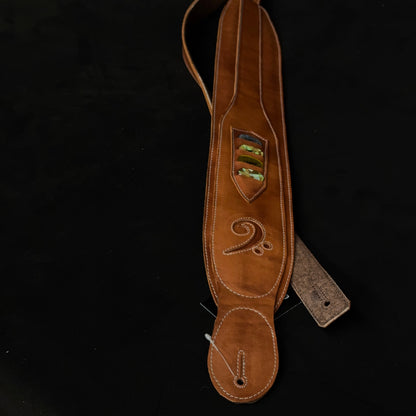 Bass clef /Pick hold