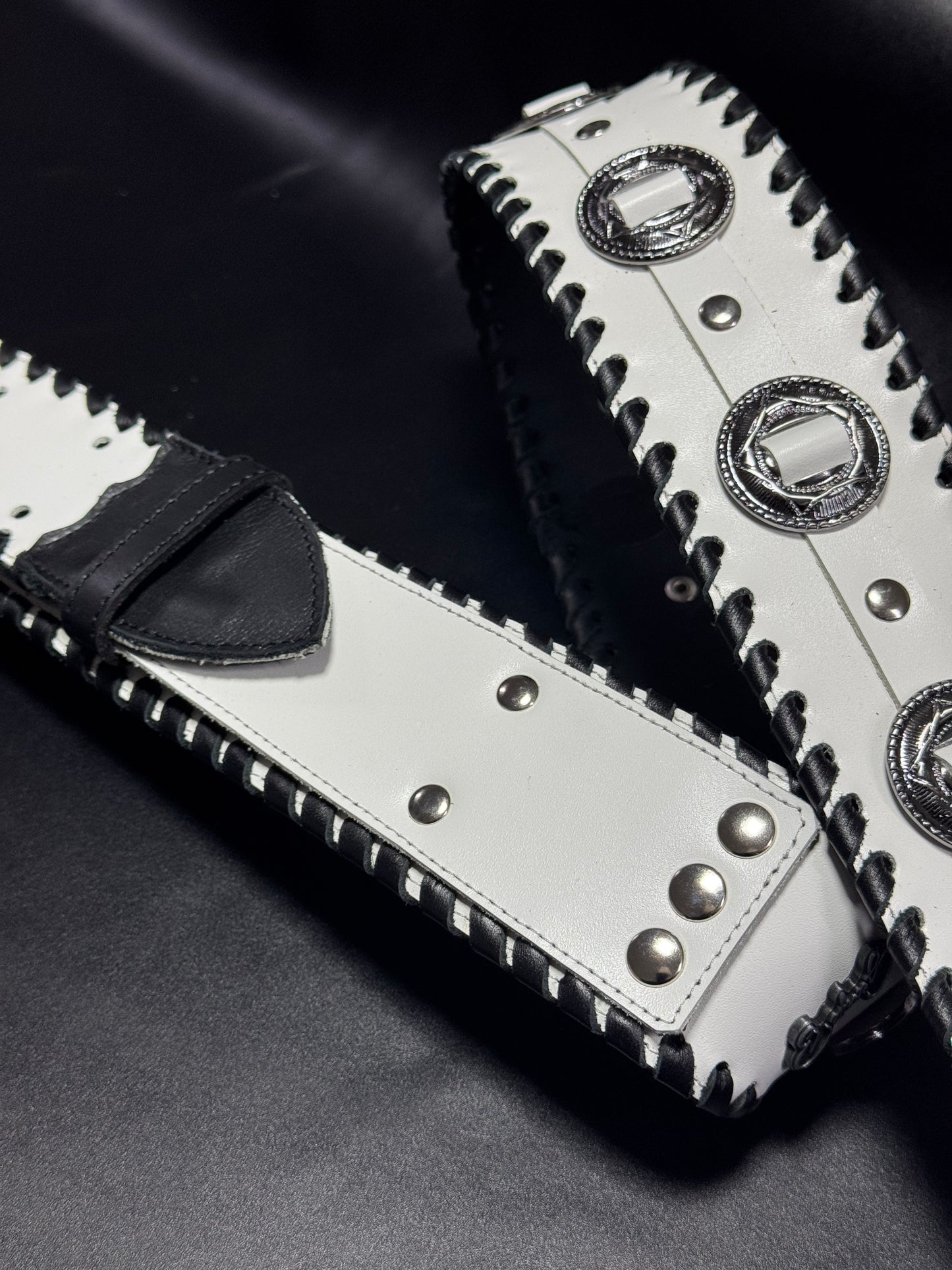 White Black - GBS