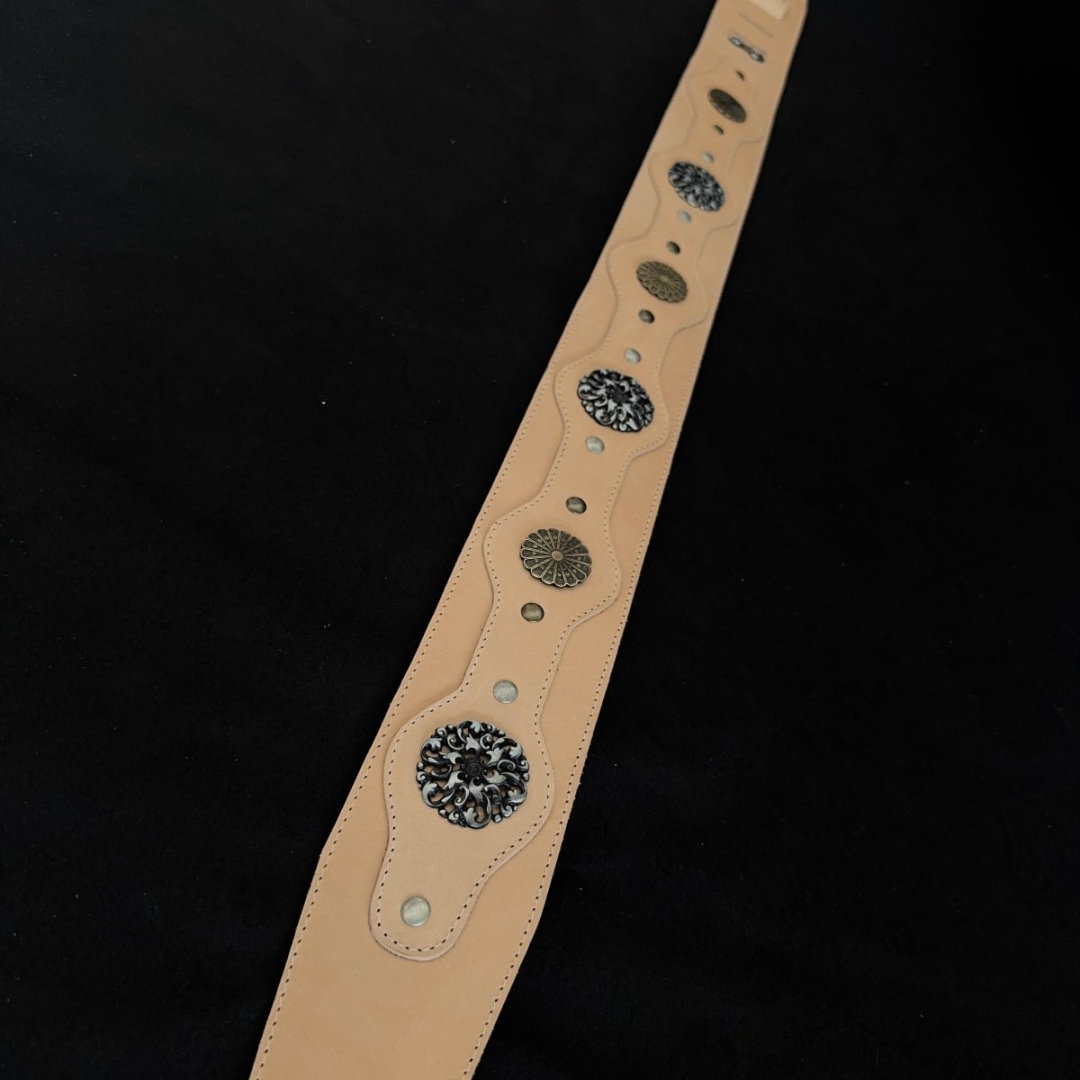 Legendary Lux Relic Leather Guitar Strap – Handmade Vintage Premium Design | GBS - GBS