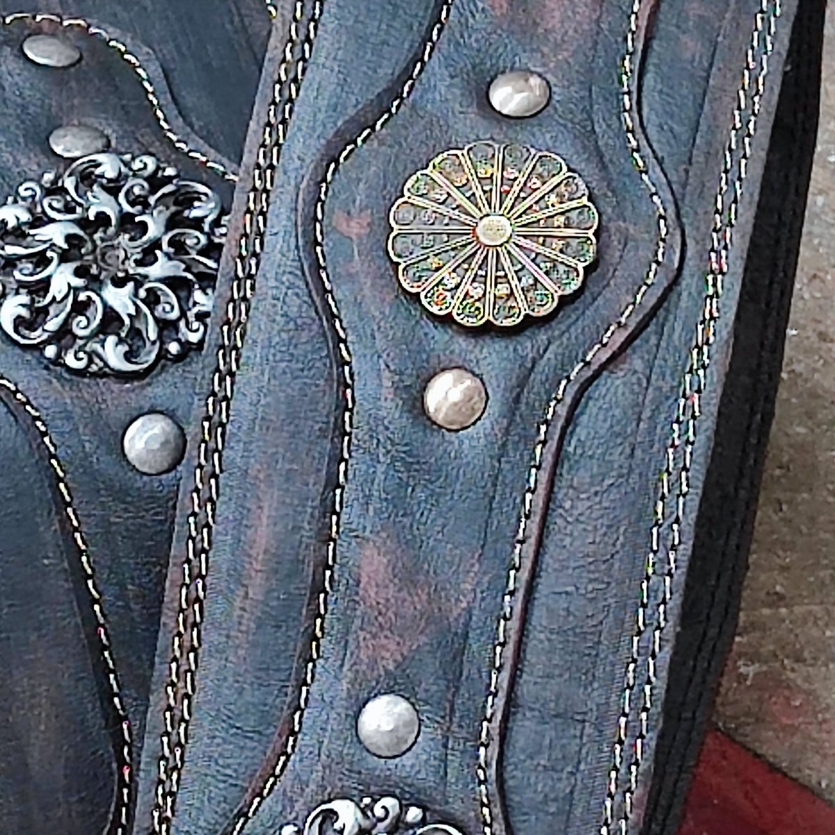 Legendary Lux Relic Leather Guitar Strap – Handmade Vintage Premium Design | GBS - GBS