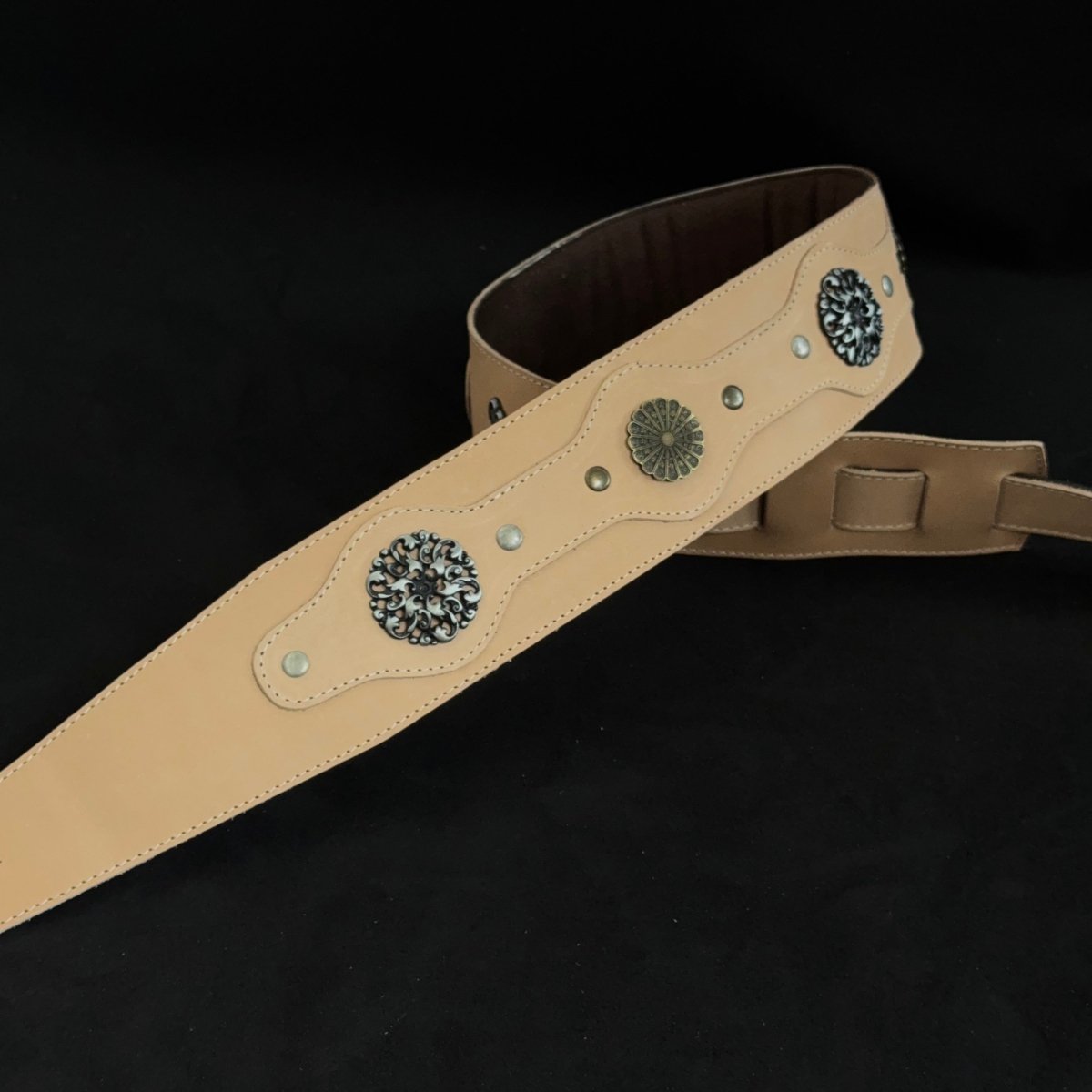 Legendary Lux Relic Leather Guitar Strap – Handmade Vintage Premium Design | GBS - GBS