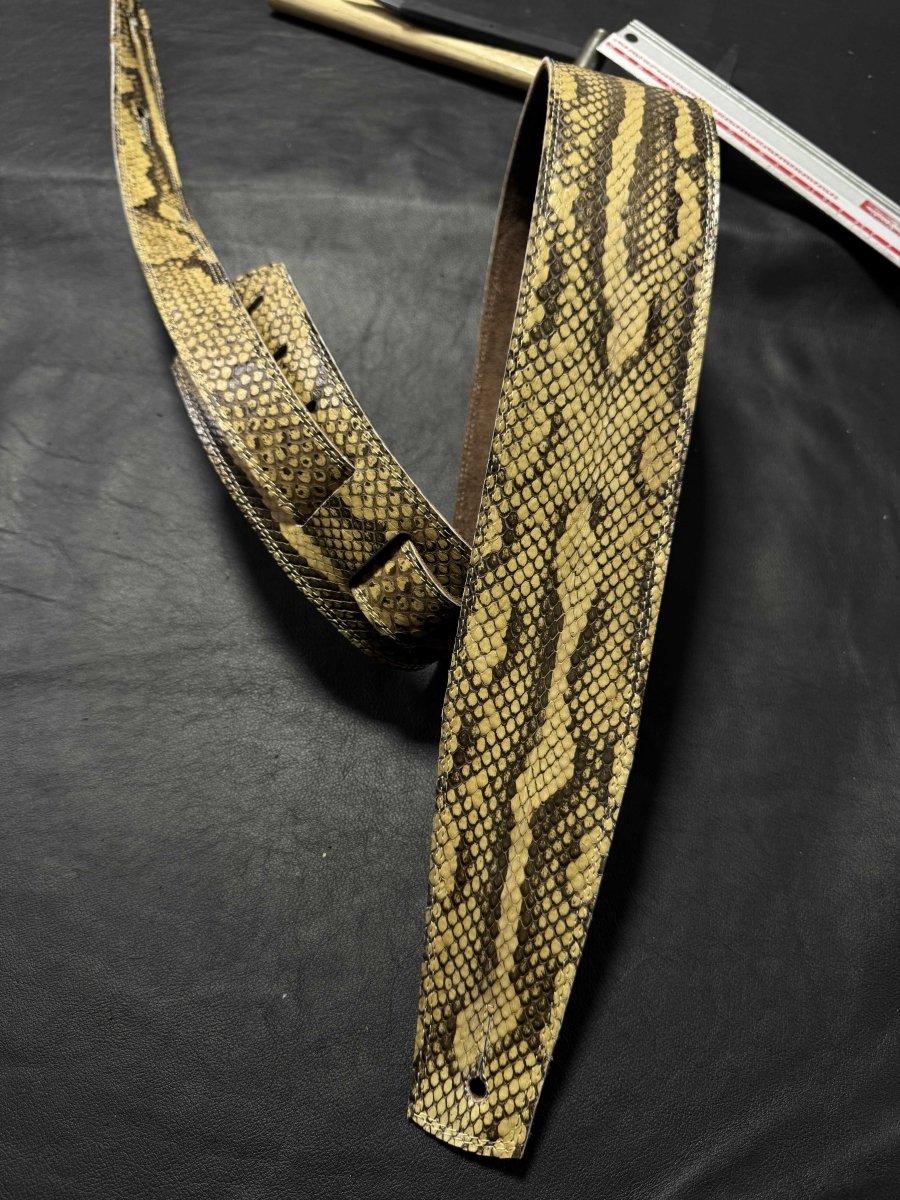 Pastel Cobra| Exotic Luxury handmade in Portugal - GBS