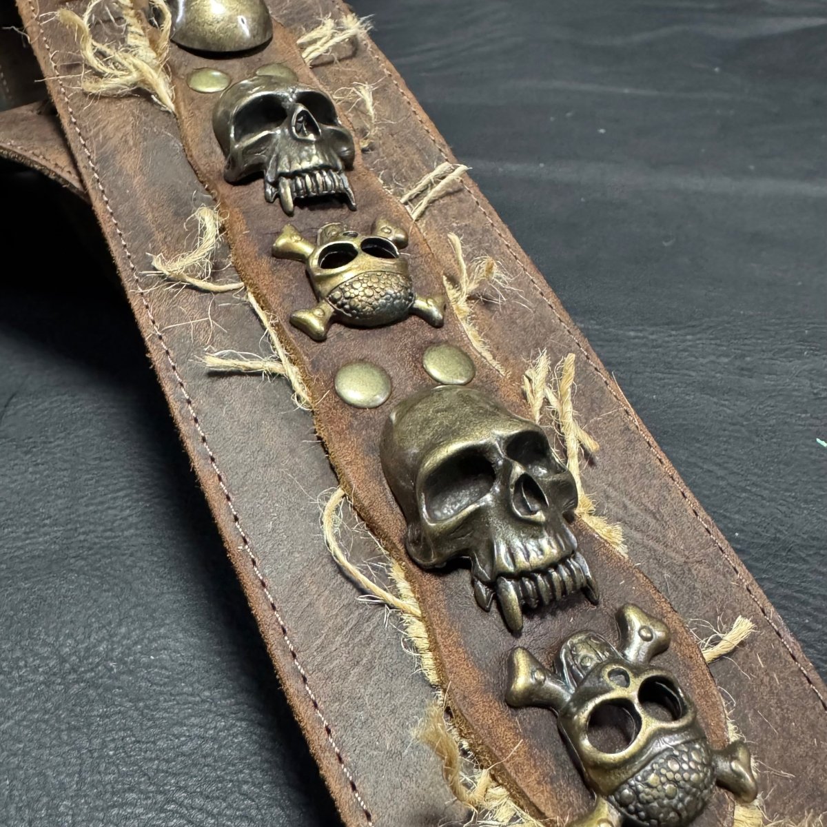 Skull Relic – Vintage Pirate Edition - GBS