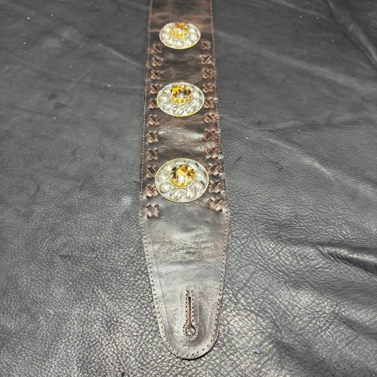 Vintage Amber Leather Guitar Strap – Handmade in Portugal - GBS
